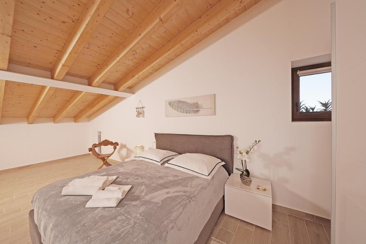 Apartments Villa Bougainville San Felice del Benaco Exteriér fotografie