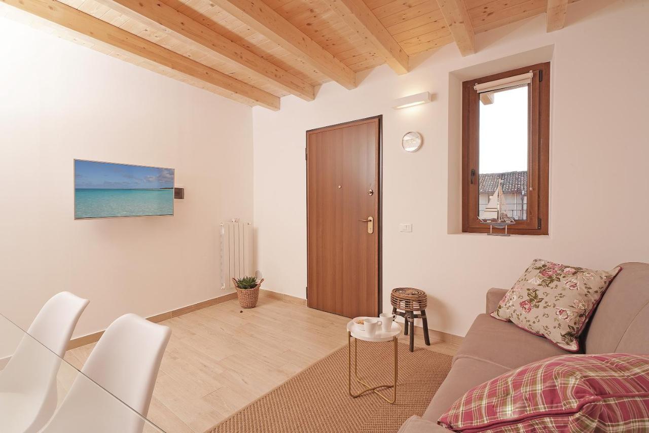 Apartments Villa Bougainville San Felice del Benaco Exteriér fotografie