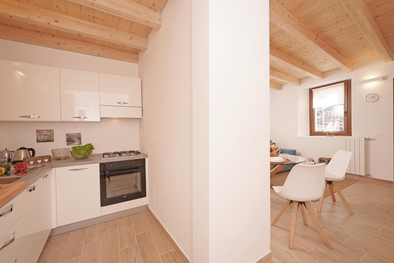 Apartments Villa Bougainville San Felice del Benaco Exteriér fotografie